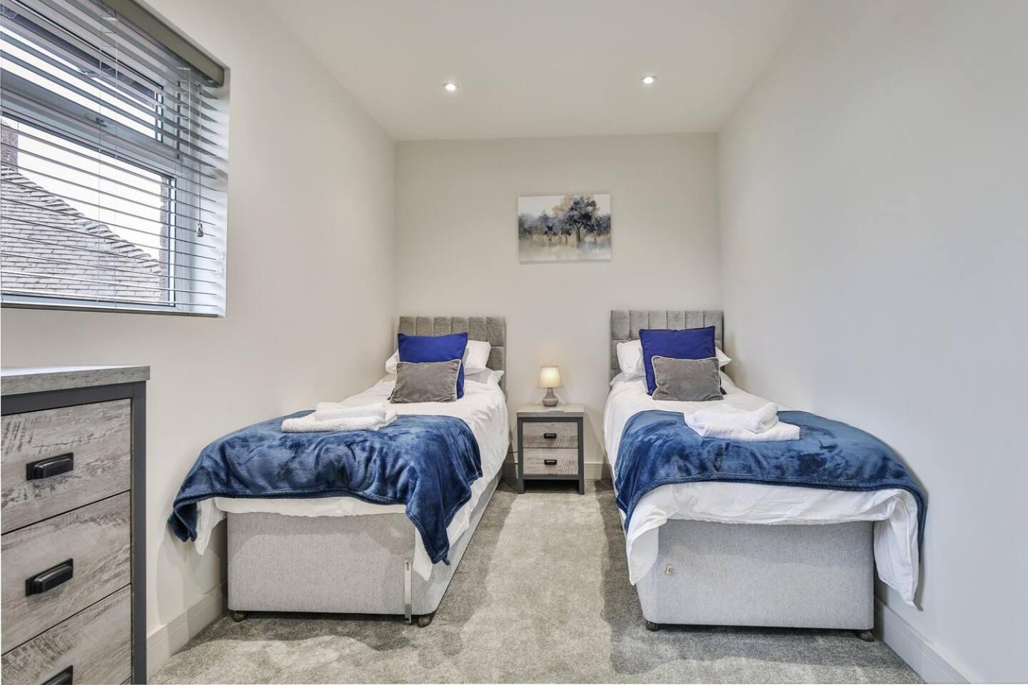 Villa Magnificent, Renovated Whole House With Garden Sheffield Esterno foto