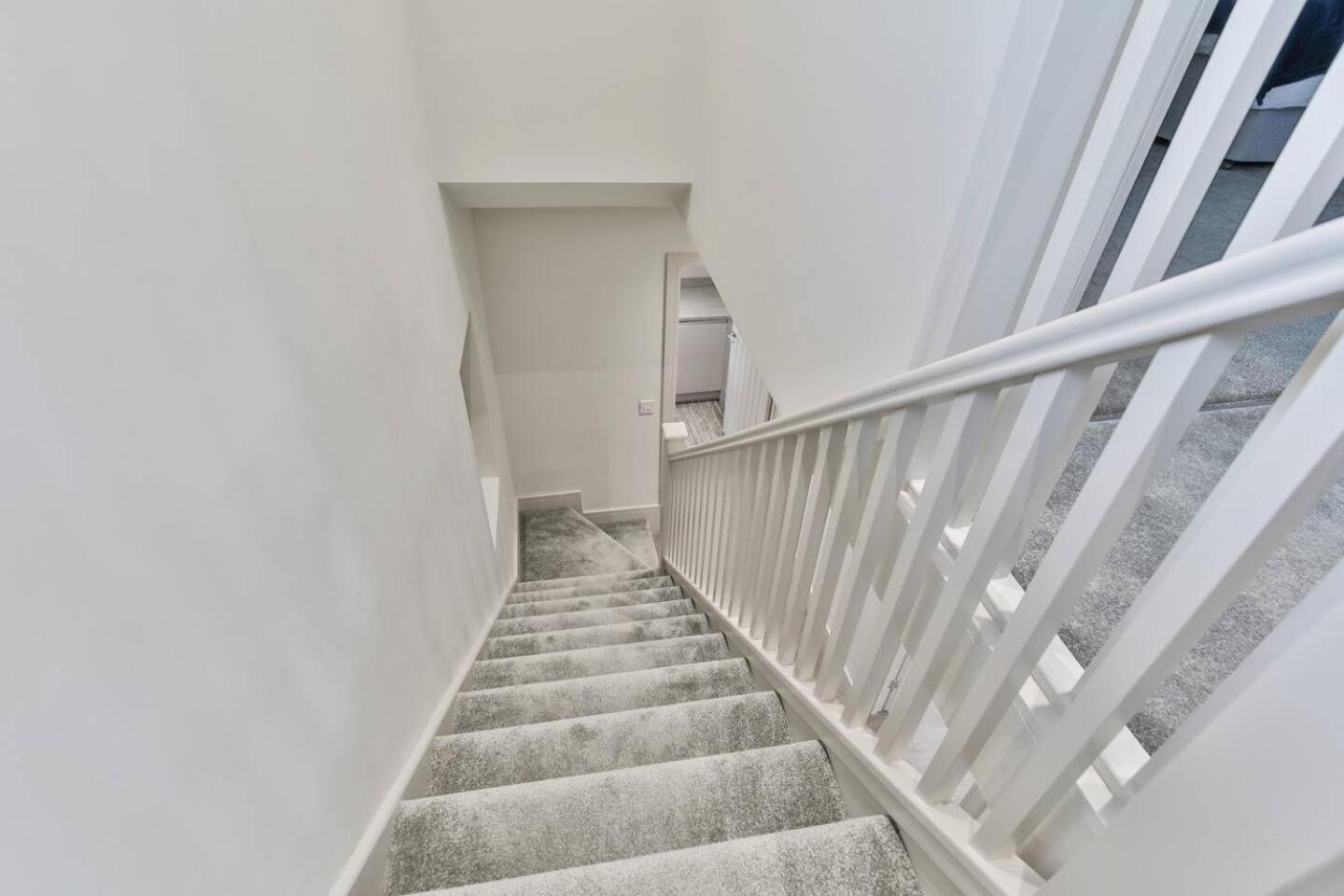 Villa Magnificent, Renovated Whole House With Garden Sheffield Esterno foto